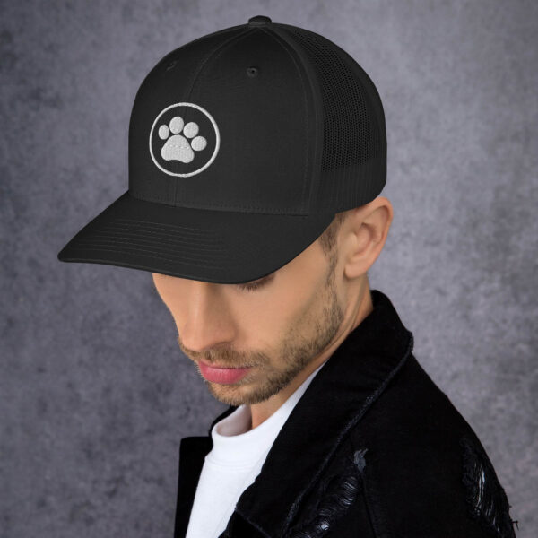 Trucker Cap With Pet Leg - Image 2
