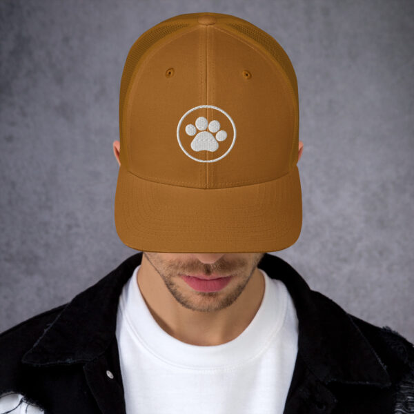Trucker Cap With Pet Leg - Image 34