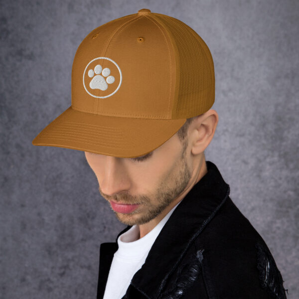 Trucker Cap With Pet Leg - Image 35