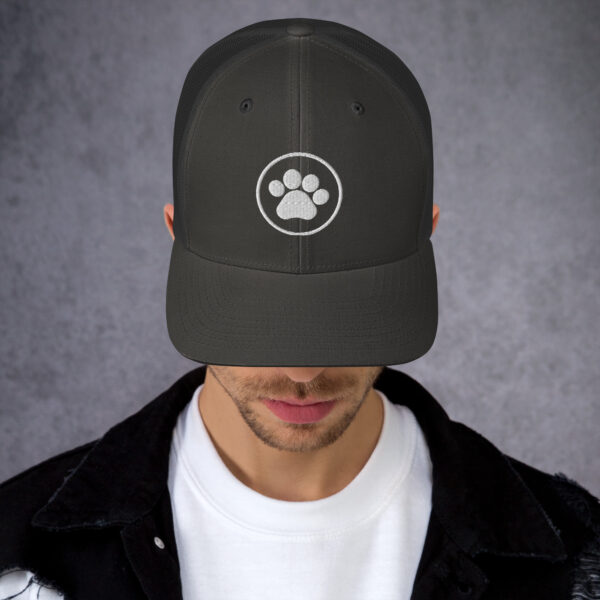 Trucker Cap With Pet Leg - Image 16