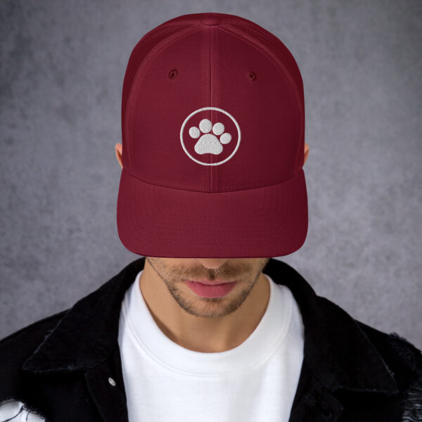 Trucker Cap With Pet Leg - Image 19