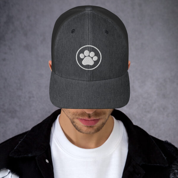 Trucker Cap With Pet Leg - Image 28
