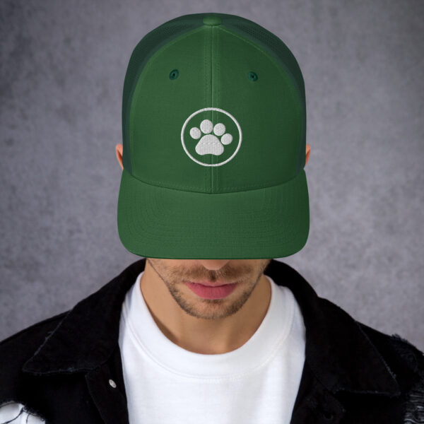 Trucker Cap With Pet Leg - Image 31