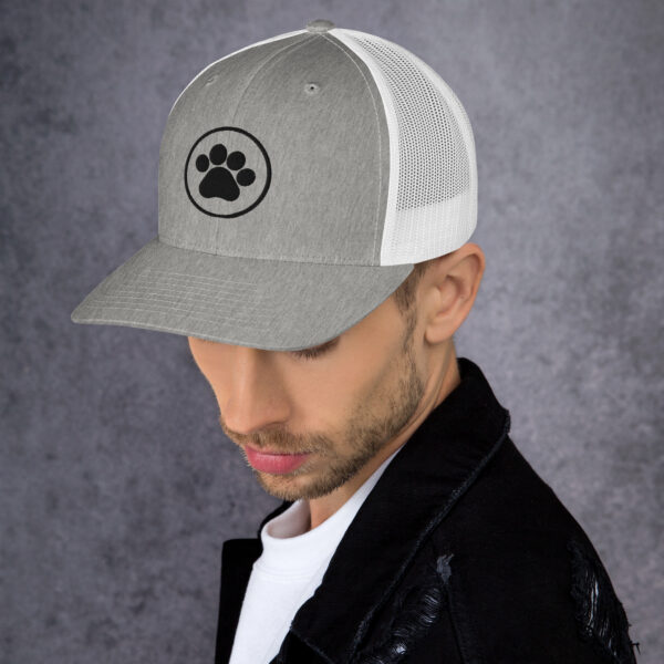 Trucker Cap With Black Color Pet Leg - Image 17