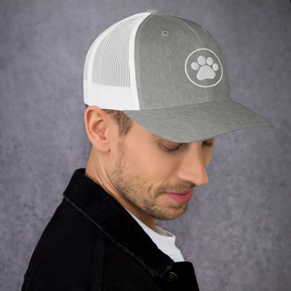 Trucker Cap With Pet Leg - Image 48