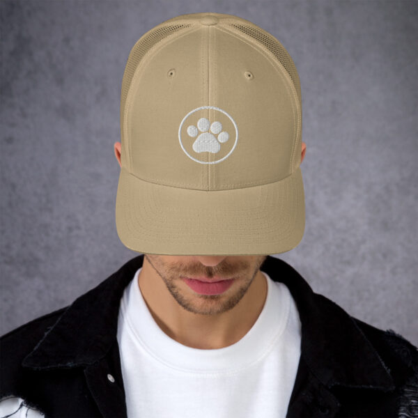 Trucker Cap With Pet Leg - Image 49