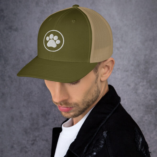 Trucker Cap With Pet Leg - Image 53