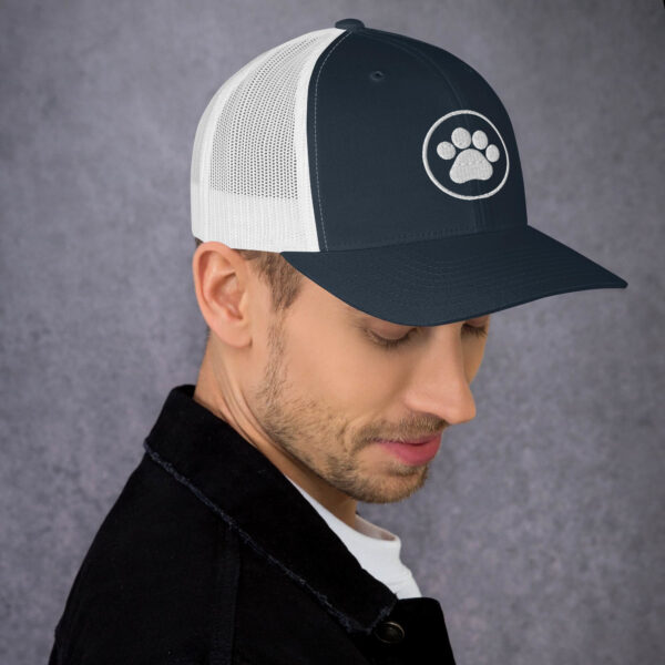 Trucker Cap With Pet Leg - Image 12