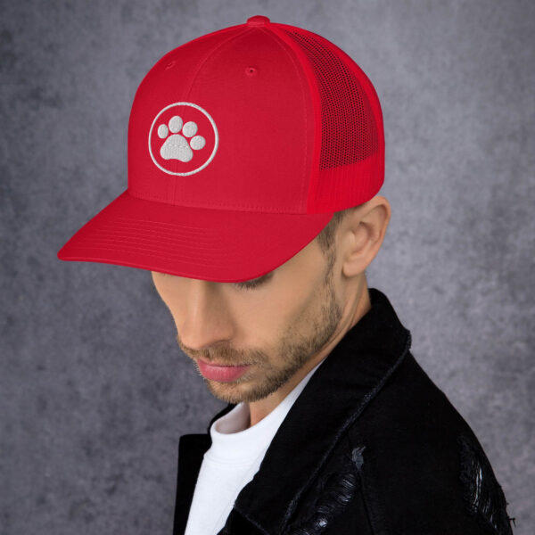 Trucker Cap With Pet Leg - Image 23