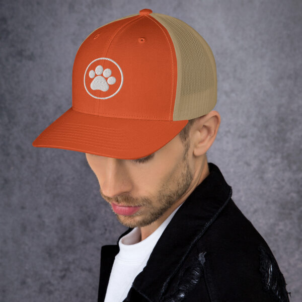 Trucker Cap With Pet Leg - Image 38