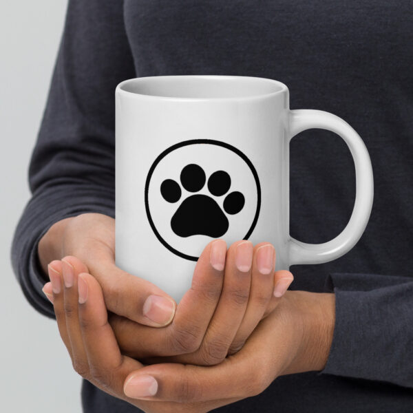 White glossy mug with pet leg